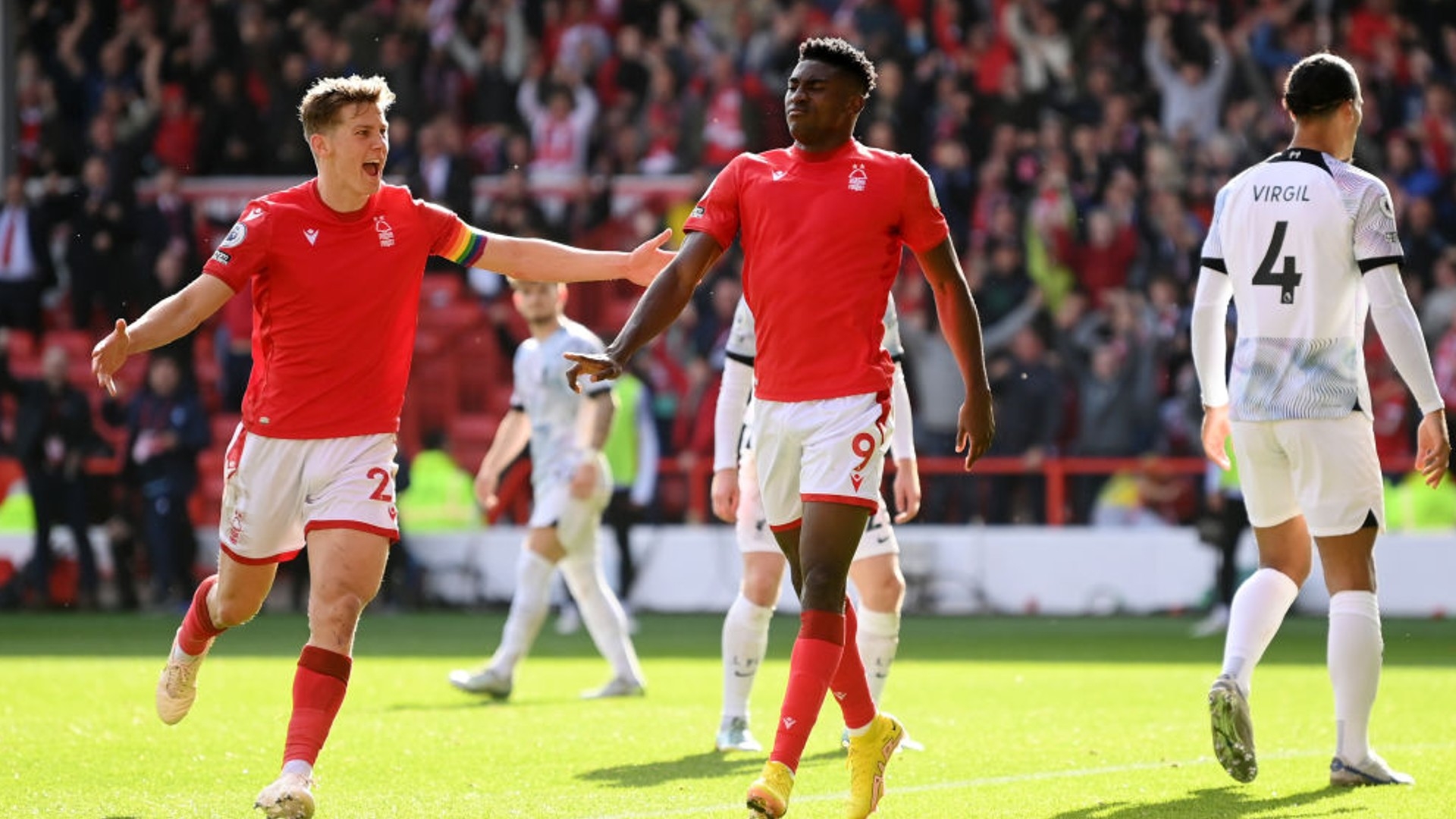 季夺冠希望 季夺冠希望