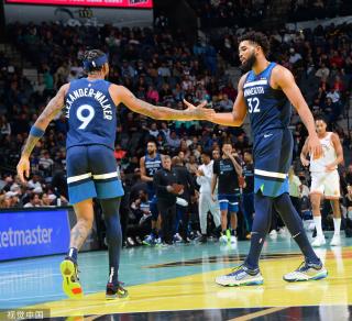 拥抱胜利 拥抱胜利